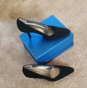 Anne Klein Elegant Black iflex velvet Heels